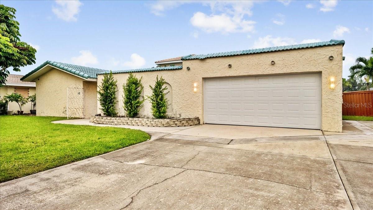 YACHT HAVEN SEC 2 FIRST UNIT - Residential