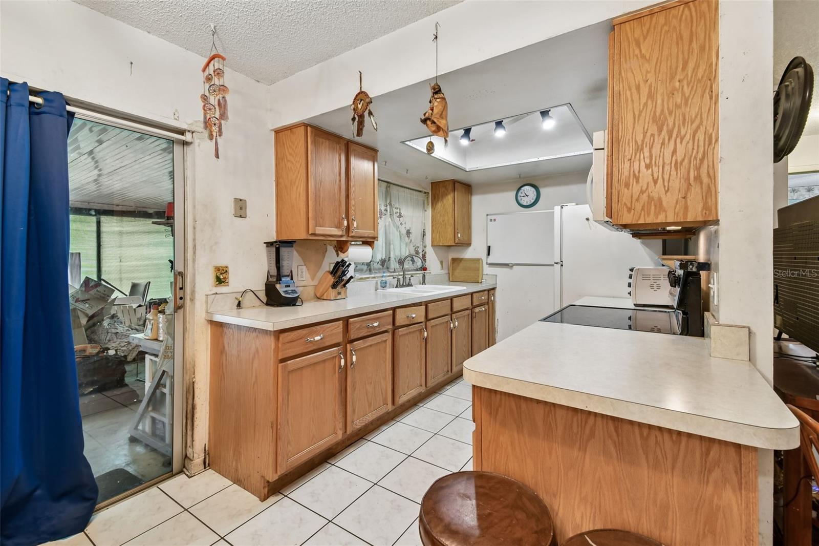 ARBOR RIDGE WEST - Residential