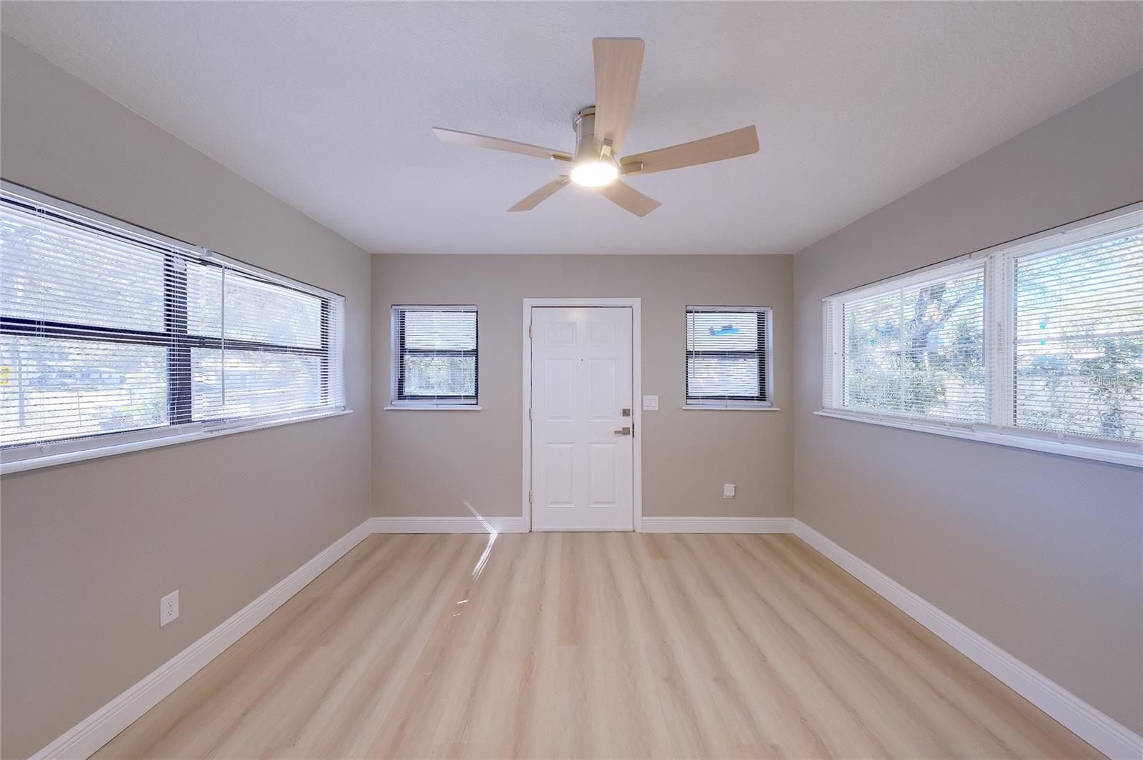 ACREAGE & UNREC - Residential