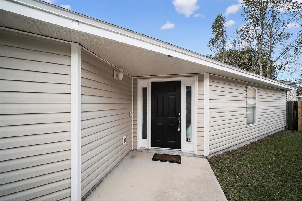 Photo of 96025 Sunfish Lane, Yulee, FL 32097 (MLS # TB8432000)