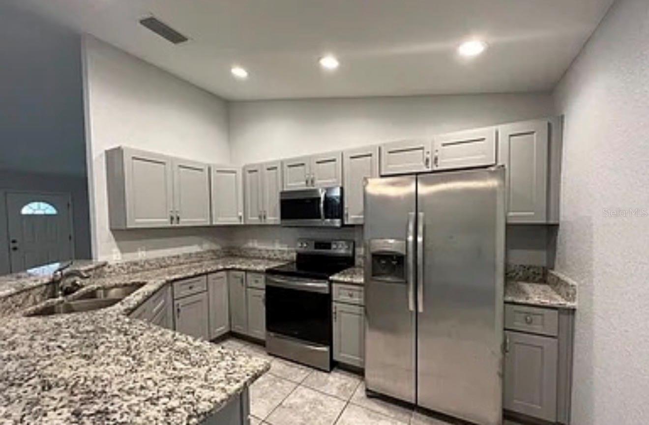 ORANGE BLOSSOM HILLS UN #9 - Residential