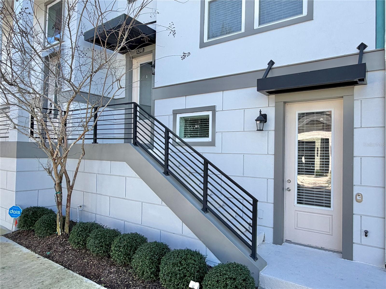 LAUREATE PARK NBRHD CENTER PH 1 - Residential Lease