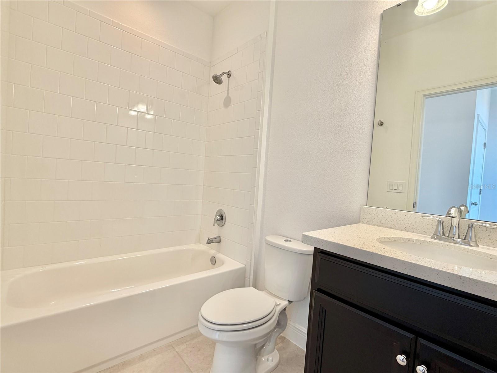 LAUREATE PARK NBRHD CENTER PH 1 - Residential Lease