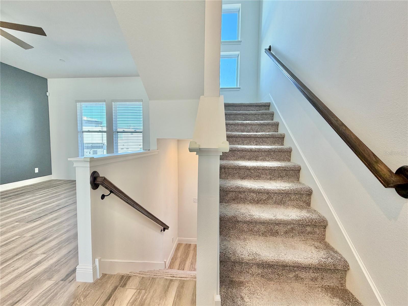 LAUREATE PARK NBRHD CENTER PH 1 - Residential Lease