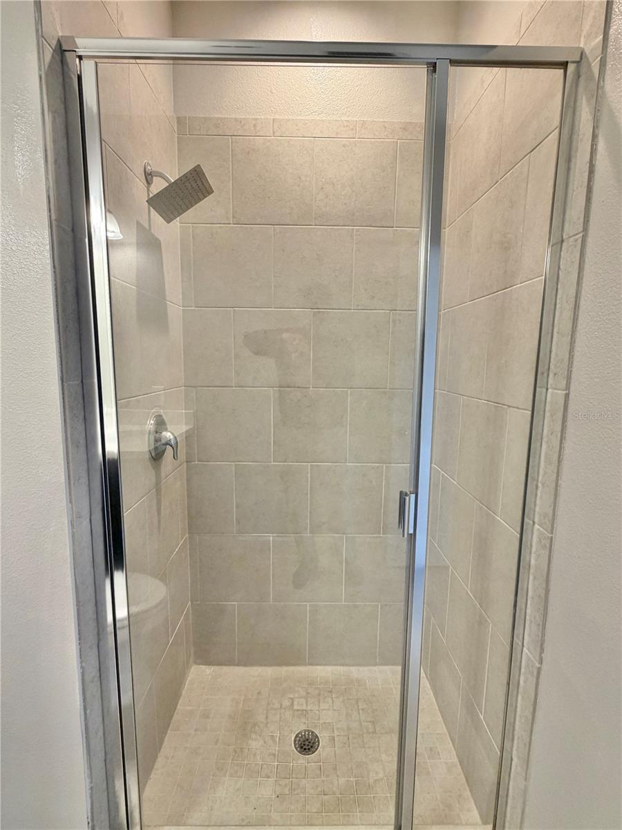 LAUREATE PARK NBRHD CENTER PH 1 - Residential Lease