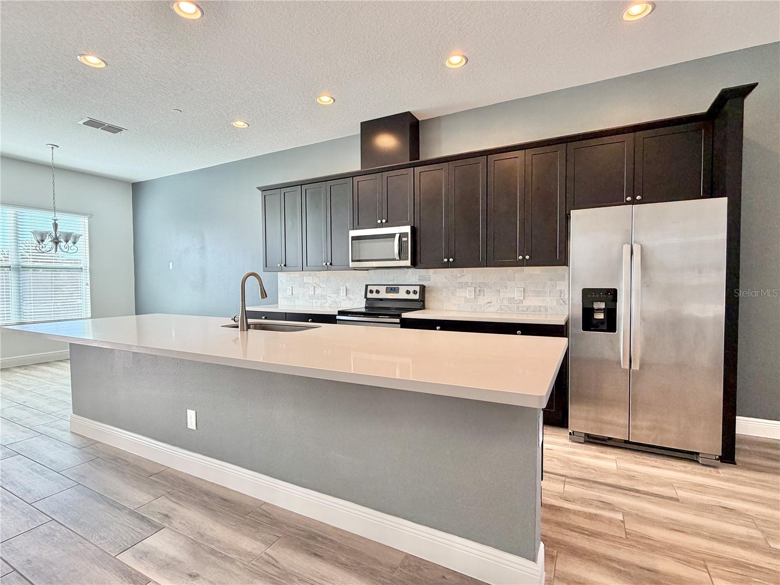 LAUREATE PARK NBRHD CENTER PH 1 - Residential Lease