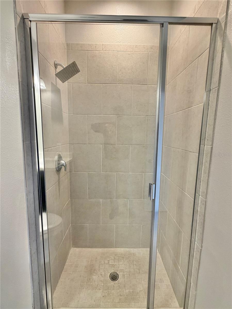 LAUREATE PARK NBRHD CENTER PH 1 - Residential Lease