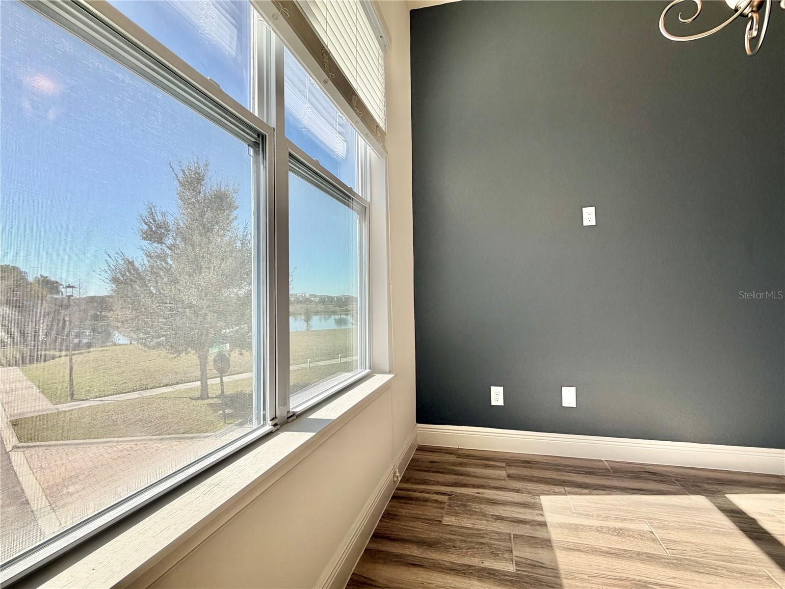 LAUREATE PARK NBRHD CENTER PH 1 - Residential Lease