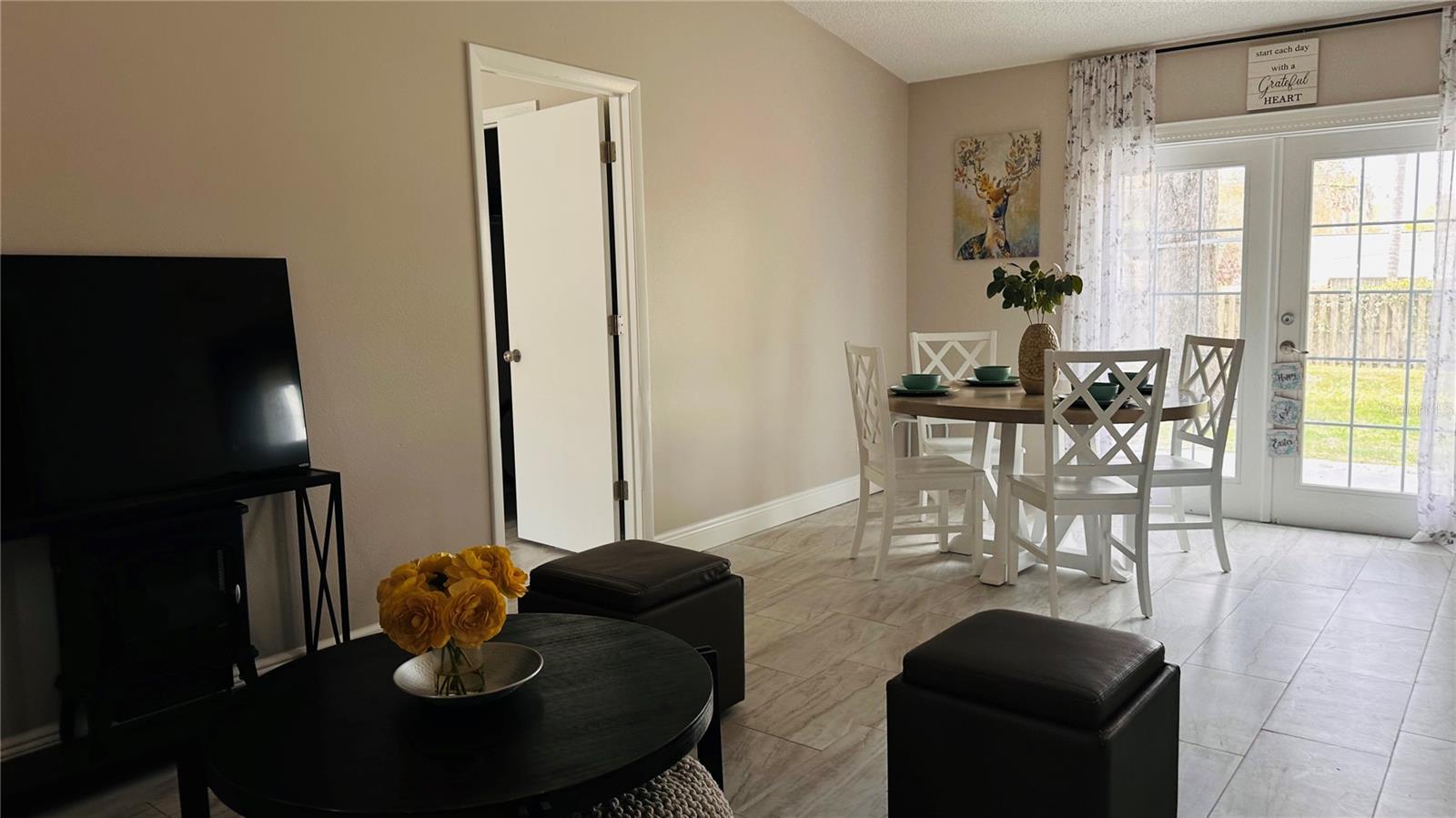 DELTONA LAKES UNIT 12 - Residential Lease