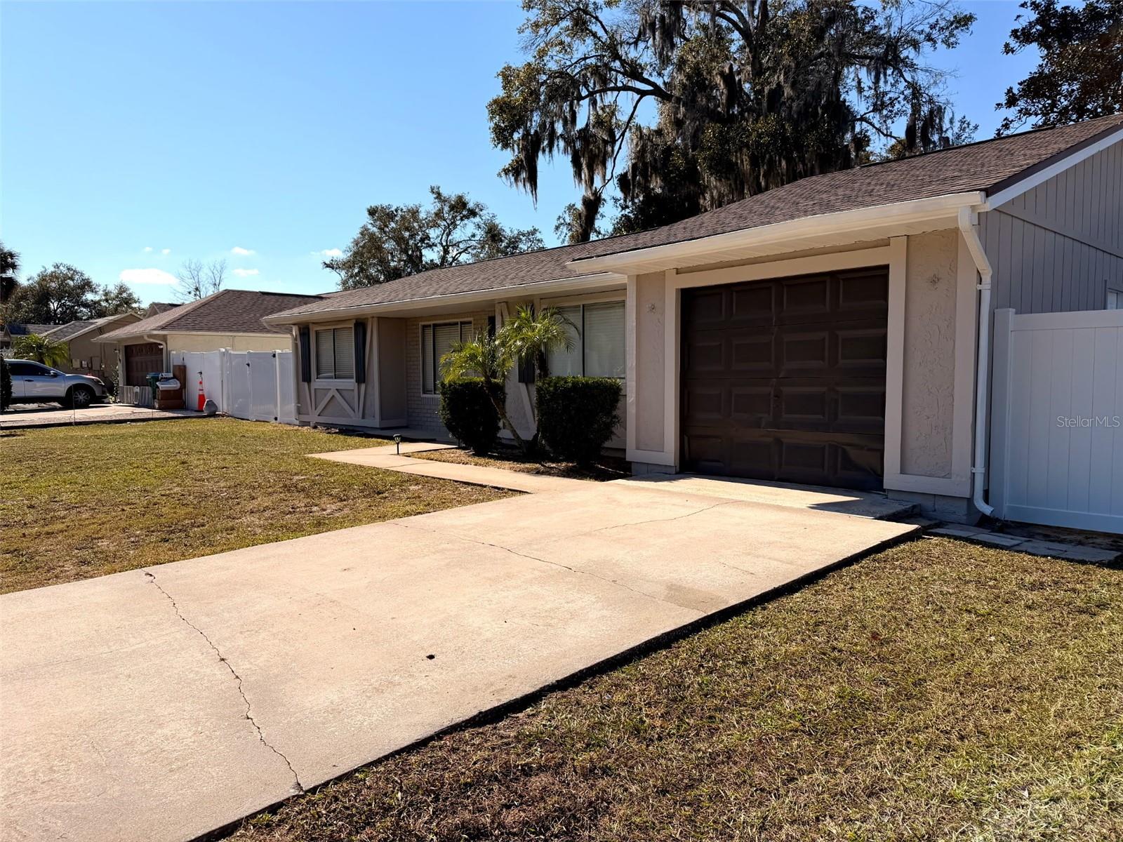 DELTONA LAKES UNIT 12 - Residential Lease