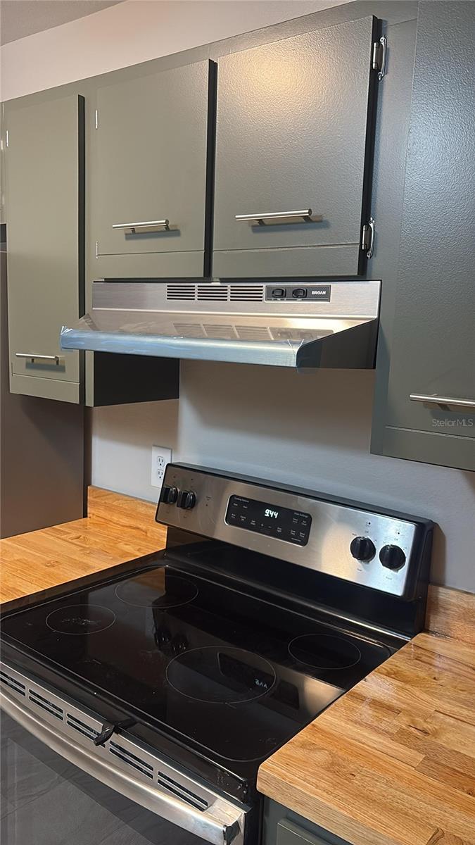 DELTONA LAKES UNIT 12 - Residential Lease