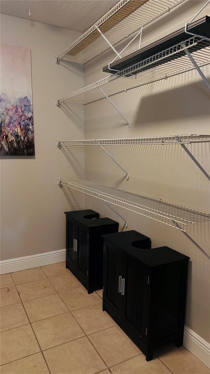 DELTONA LAKES UNIT 12 - Residential Lease