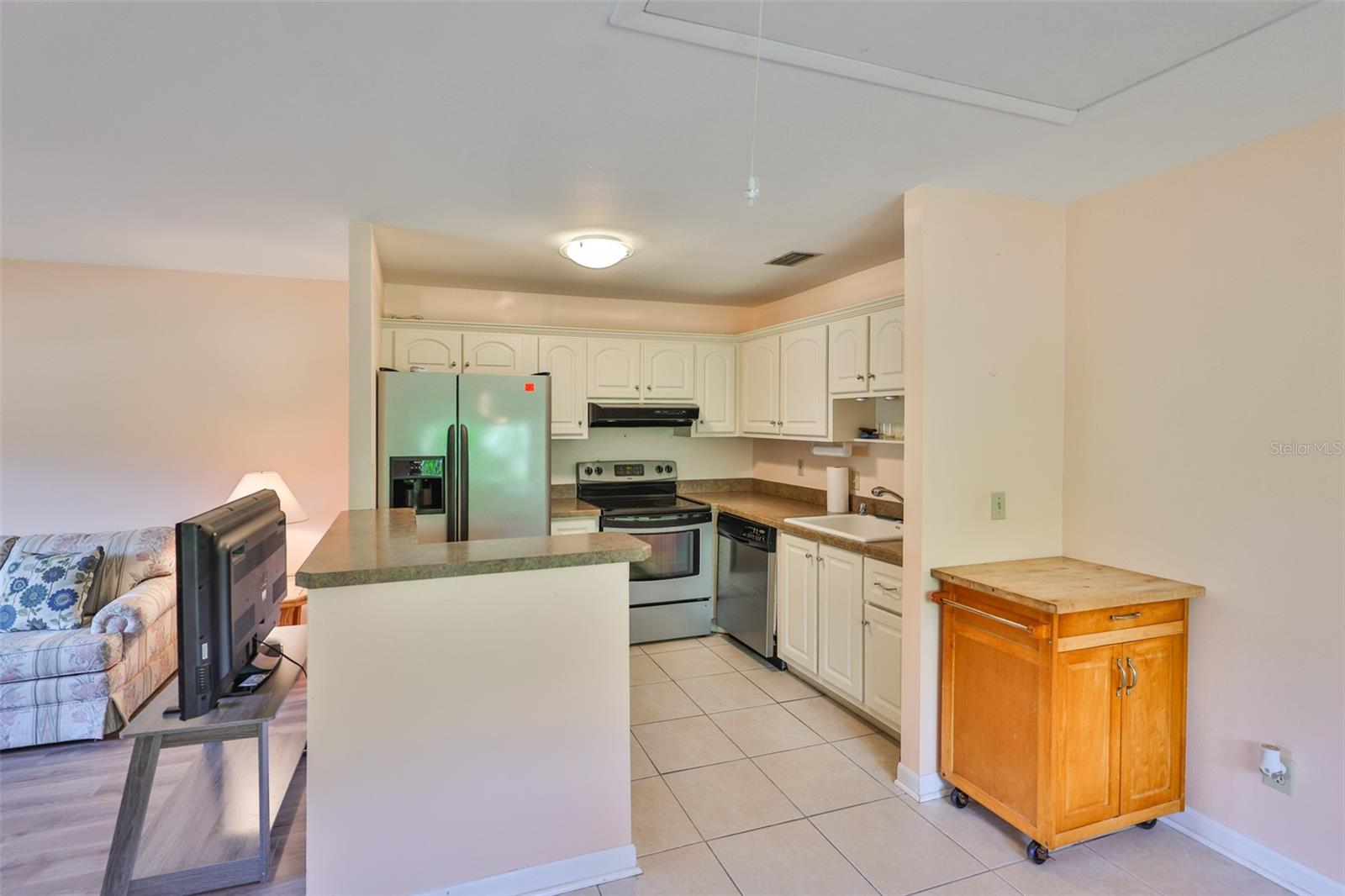 CAMBRIDGE C CONDO - Residential