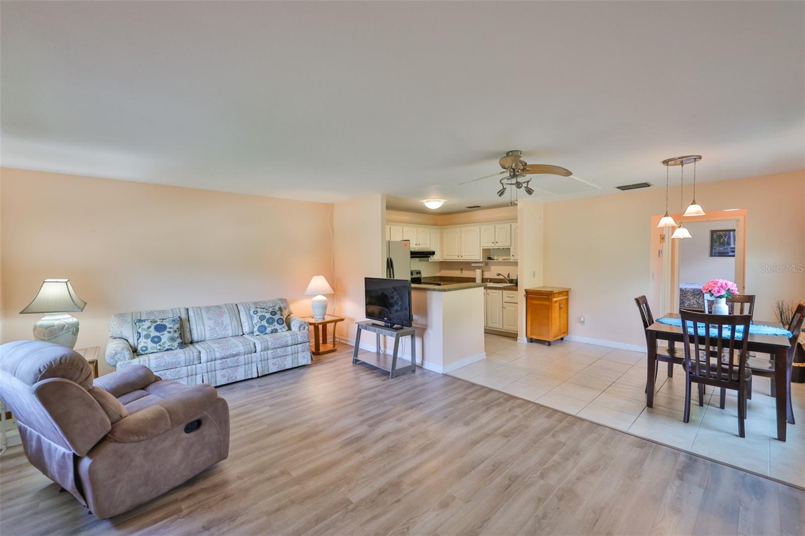 CAMBRIDGE C CONDO - Residential