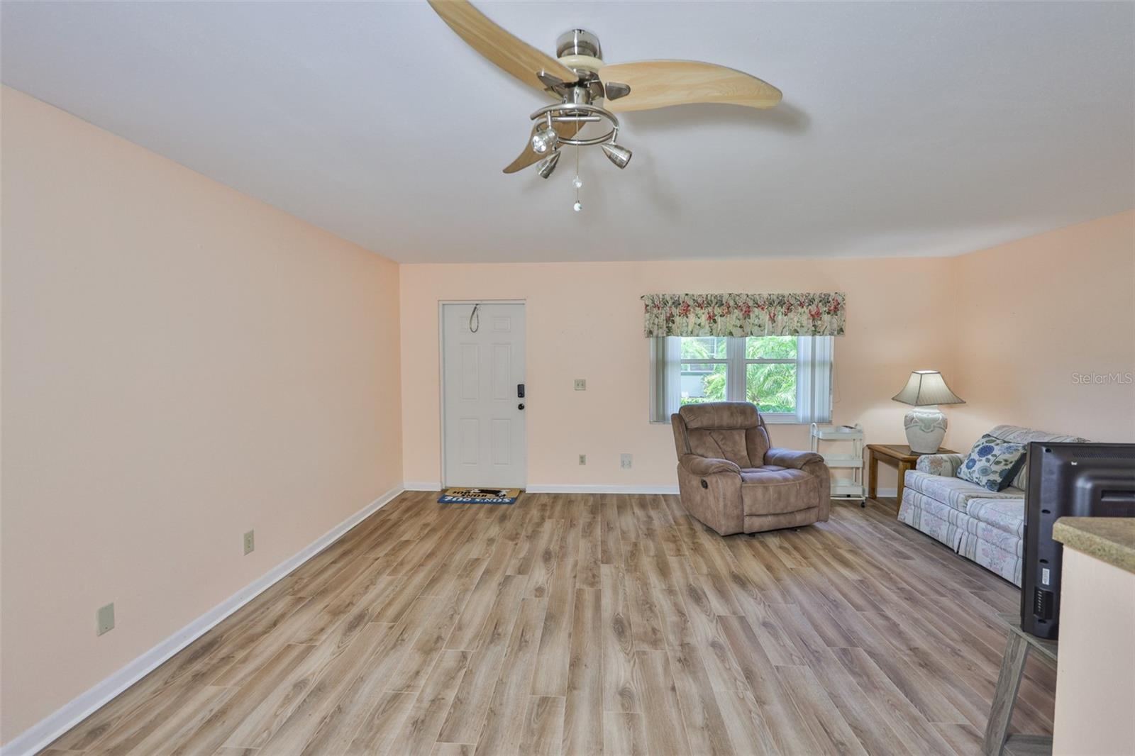 CAMBRIDGE C CONDO - Residential