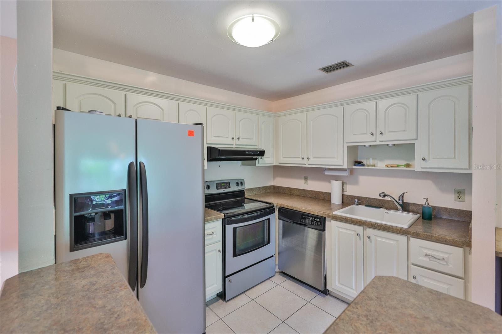 CAMBRIDGE C CONDO - Residential