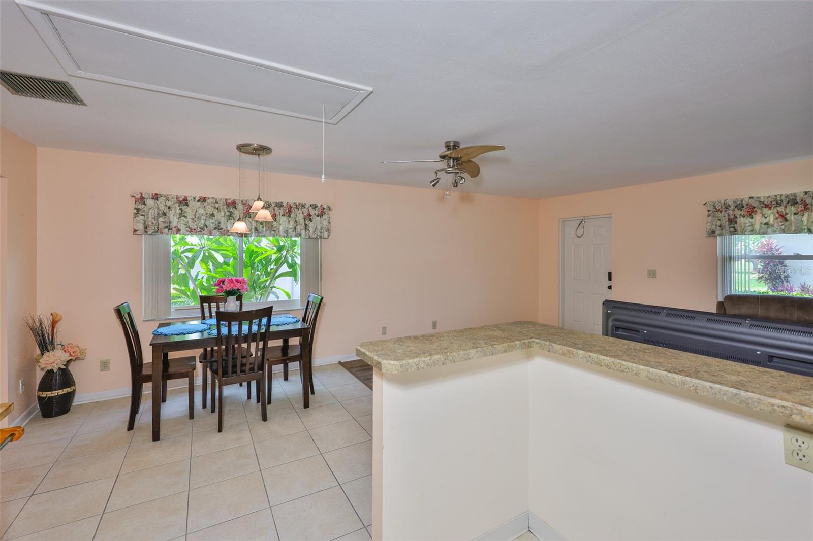 CAMBRIDGE C CONDO - Residential