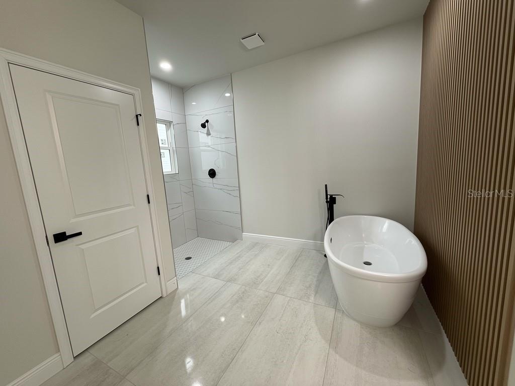 3383 LOVELAND BOULEVARD