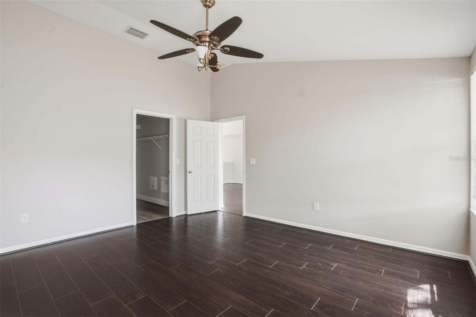 STERLING HILL PH 1A - Residential Lease