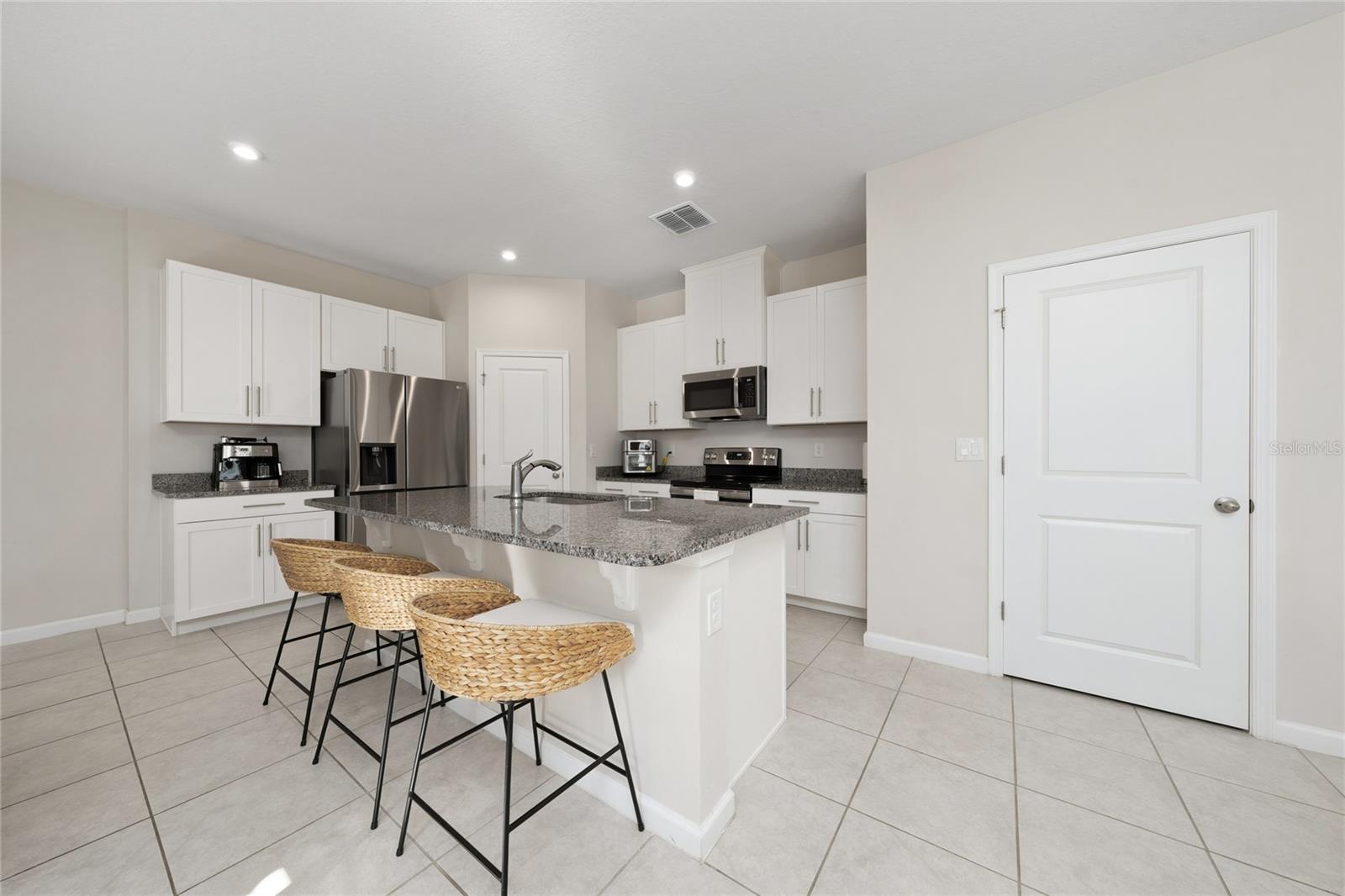 CREEKSIDE AT BOGGY CREEK PH 3 - Residential Lease