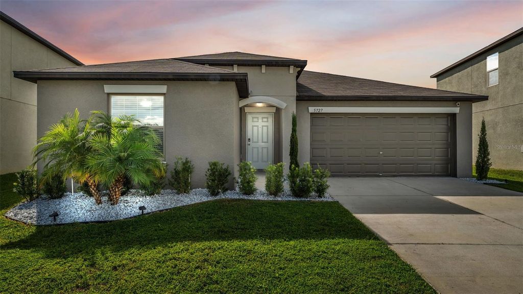 Photo of 5727 Keaton Springs Drive, Lakeland, FL 33811 (MLS # L4955501)