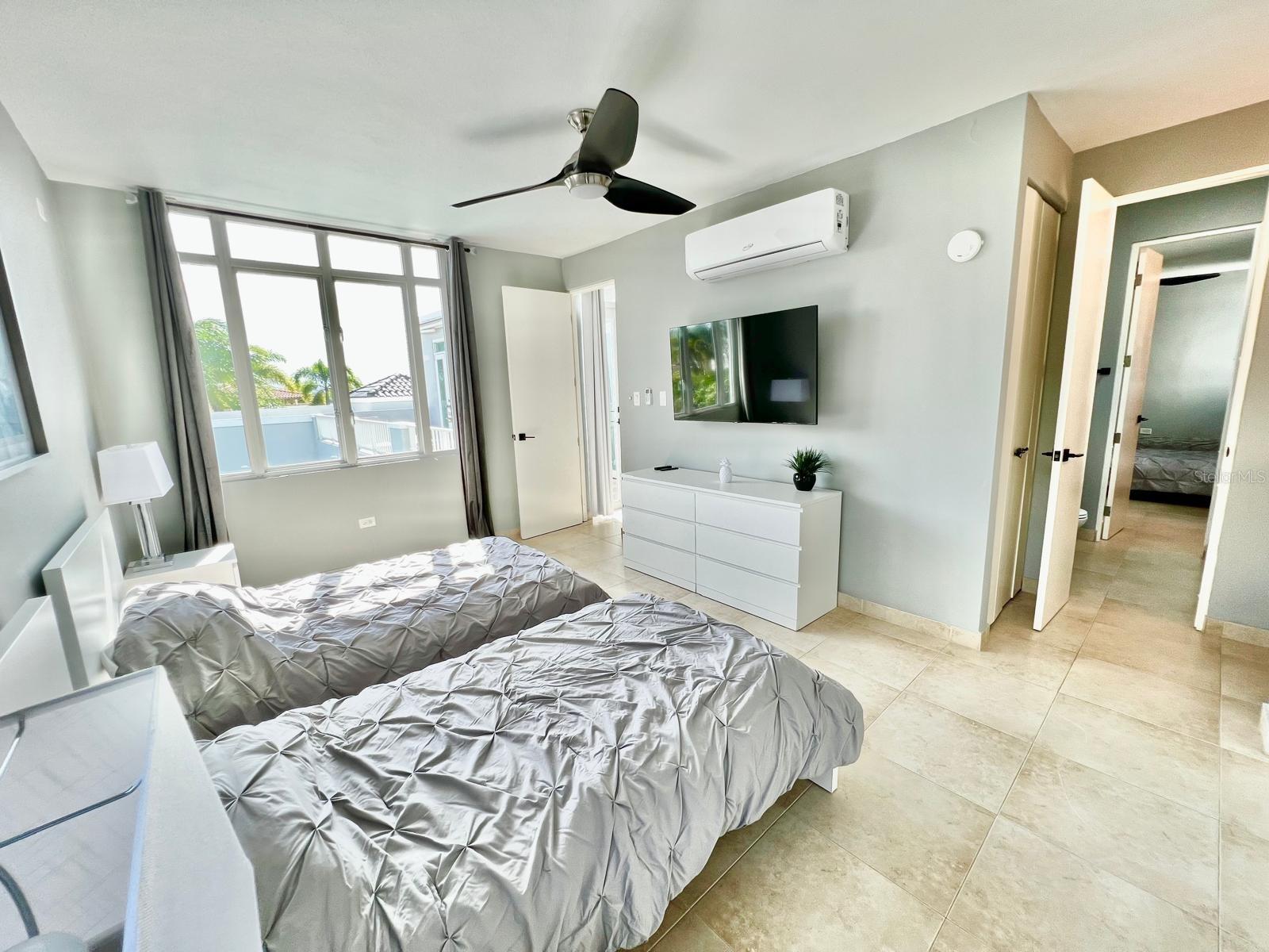 URB TREASURE POINT - Residential Lease