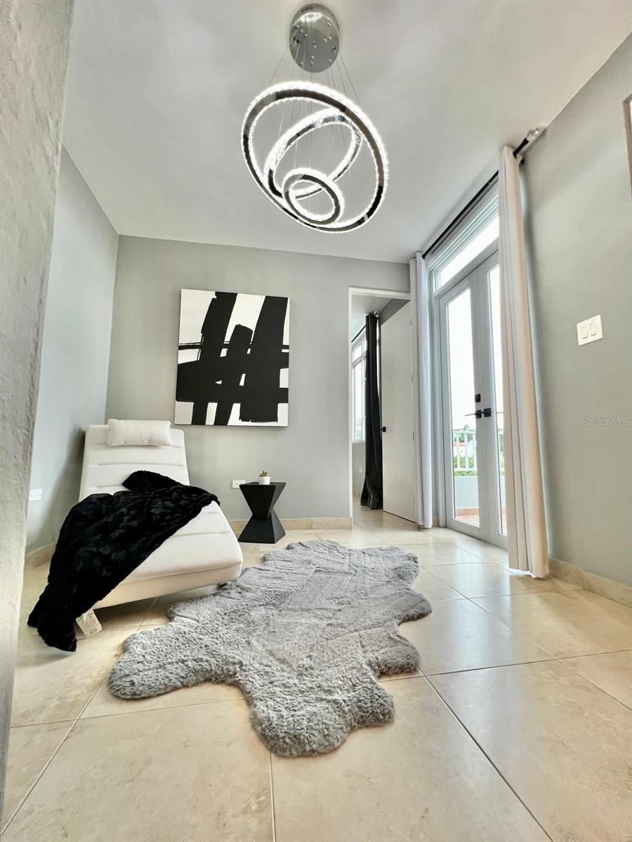 URB TREASURE POINT - Residential Lease