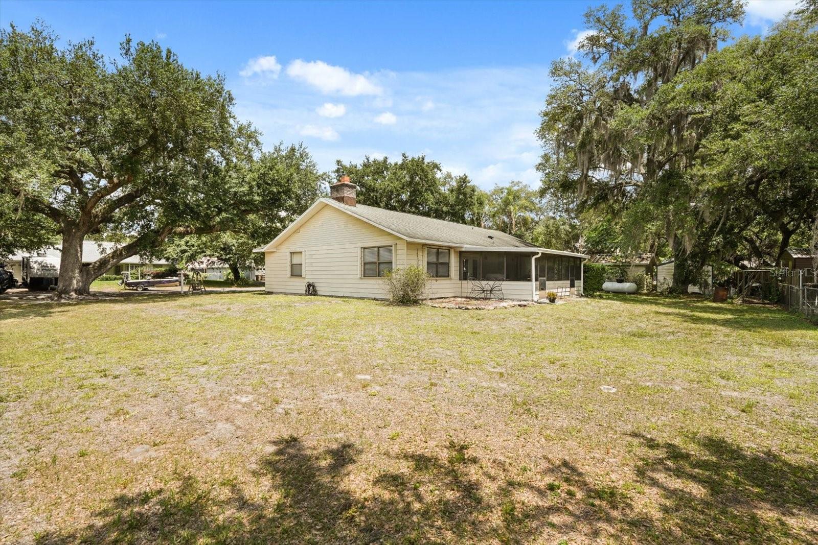 NEW EDEN ON THE LAKES UNIT A - Residential