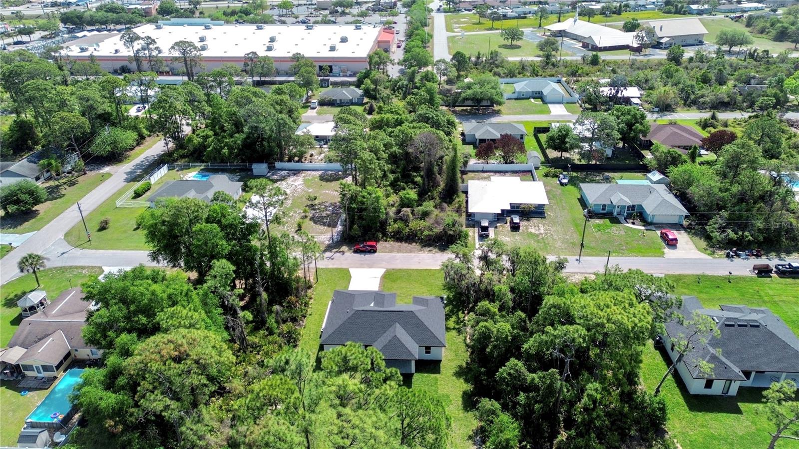 SEBRING COUNTRY ESTATE SEC 02 - Residential