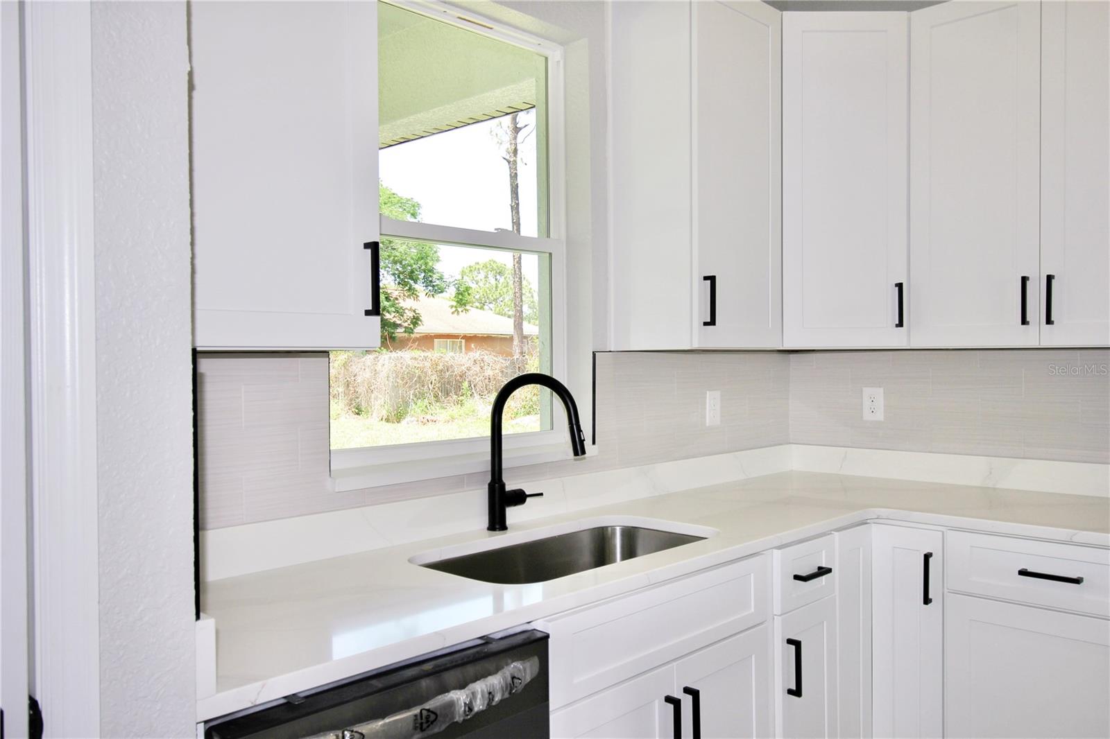 SEBRING COUNTRY ESTATE SEC 02 - Residential