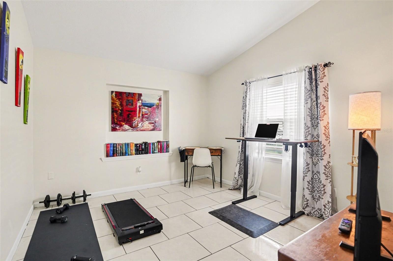 BLOOMINGDALE SEC F F - Residential