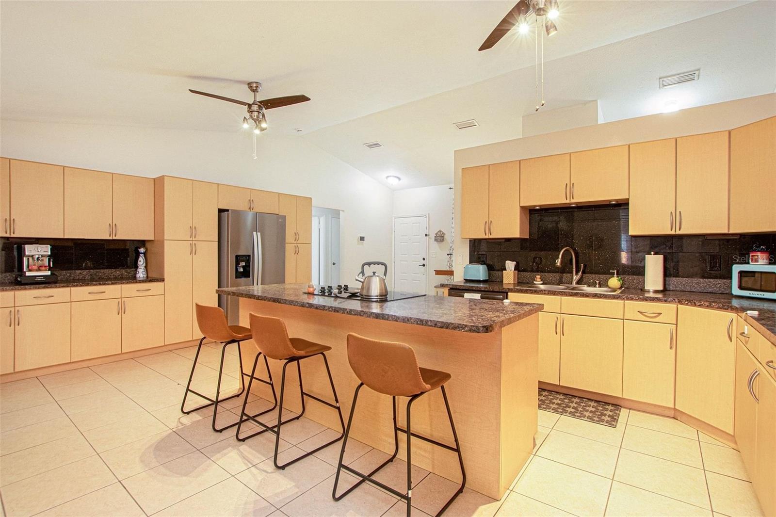 BLOOMINGDALE SEC F F - Residential