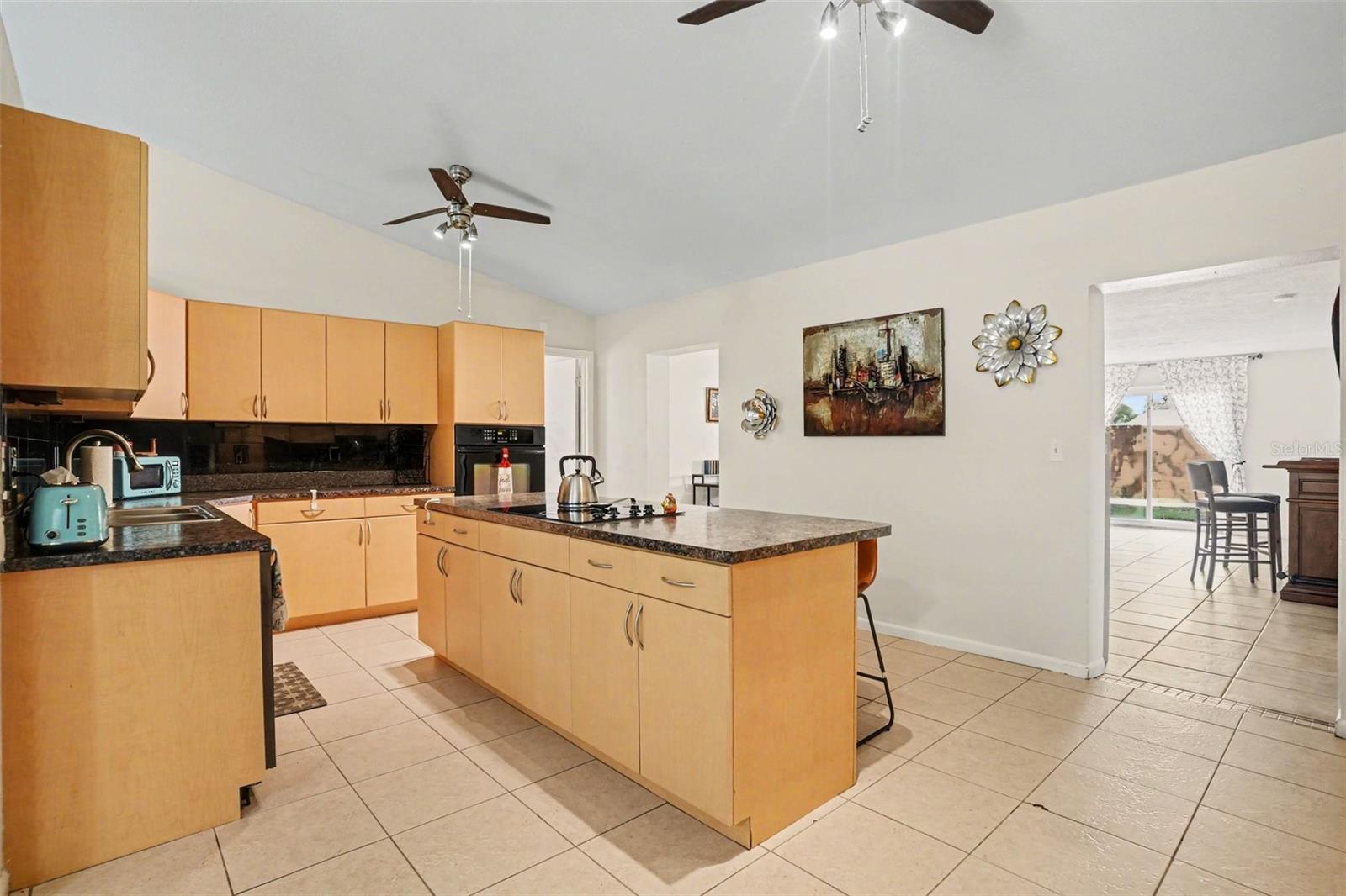 BLOOMINGDALE SEC F F - Residential