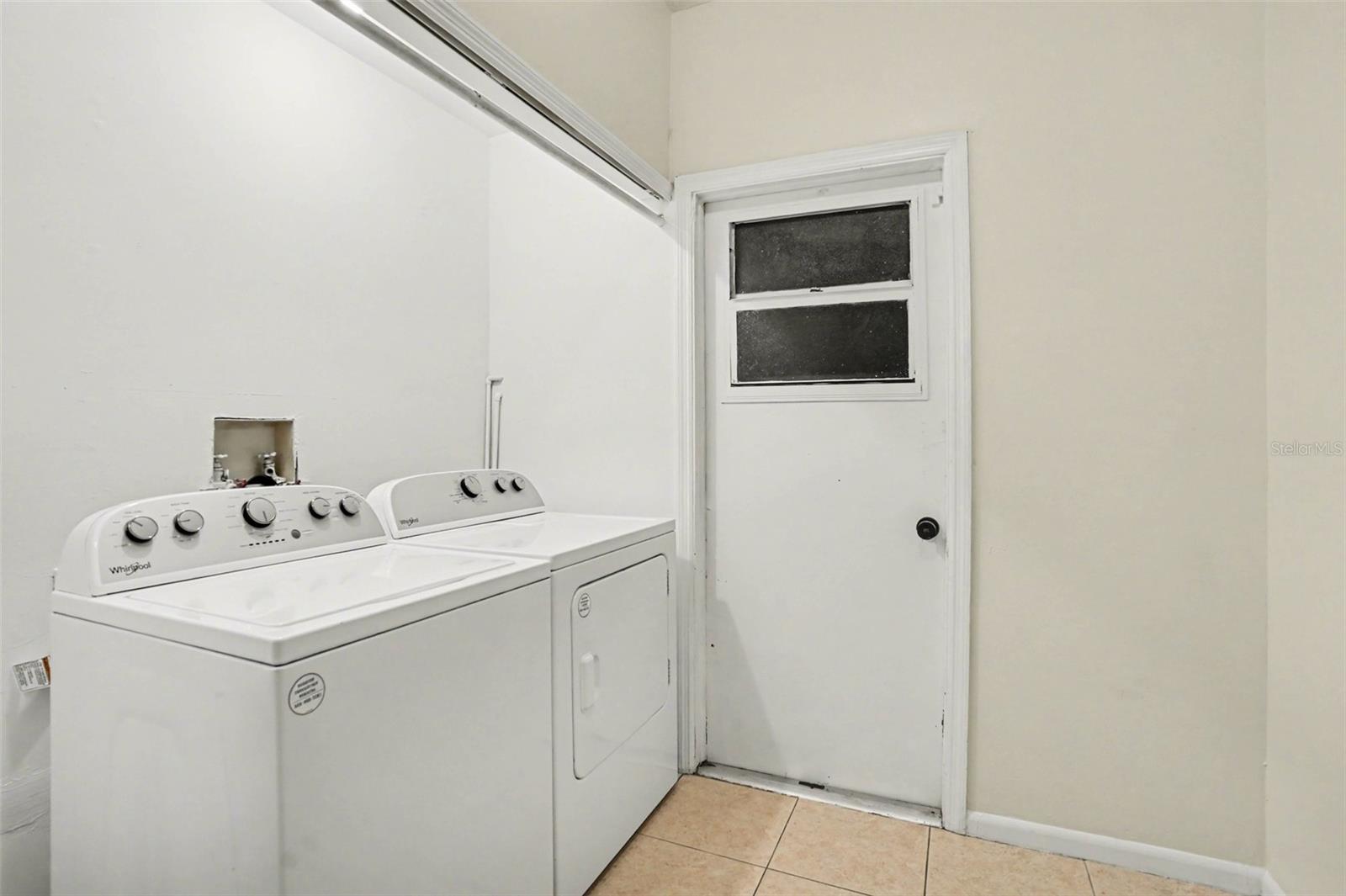 BLOOMINGDALE SEC F F - Residential