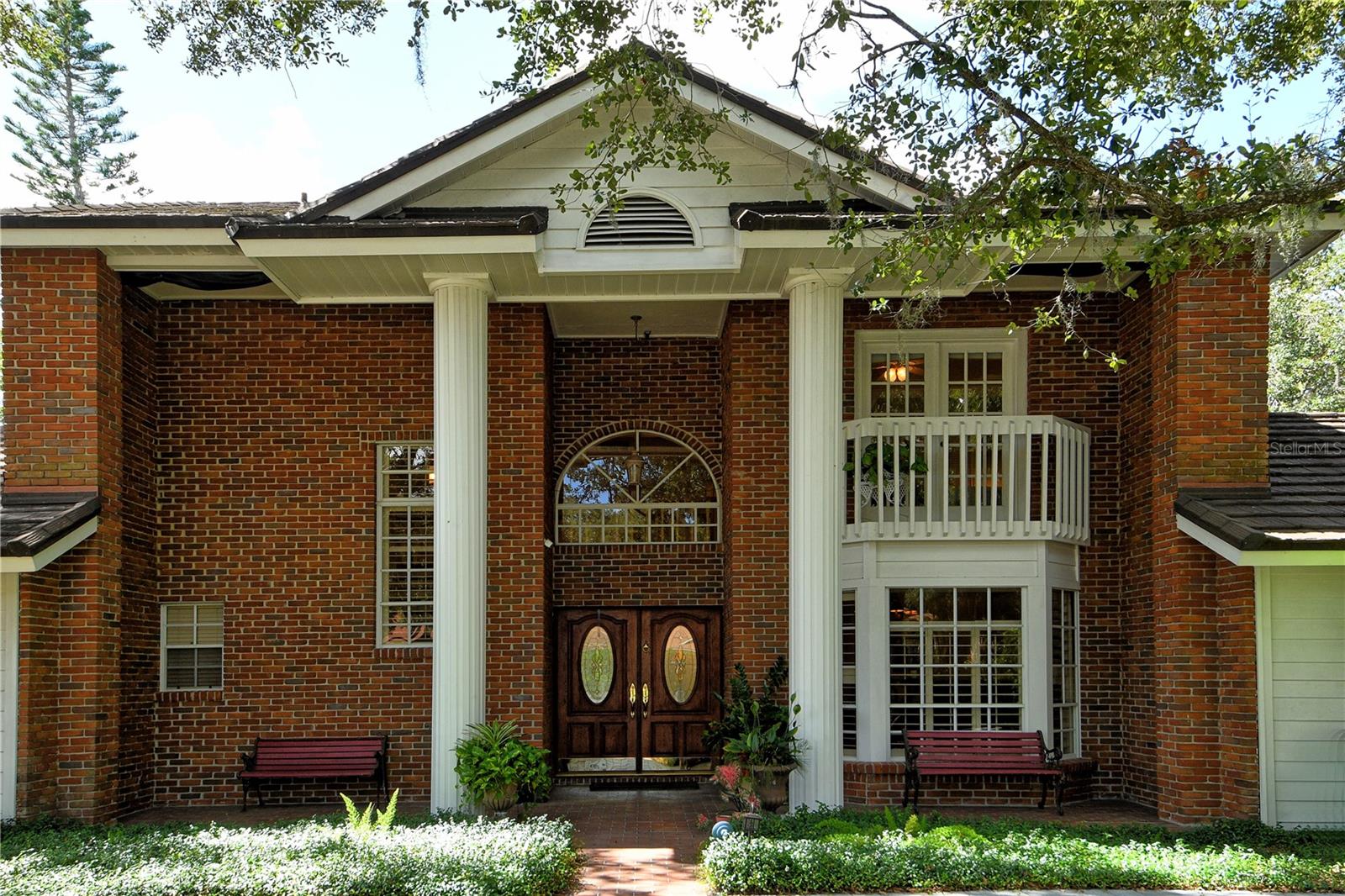 CHIMNEY CREEK - Residential