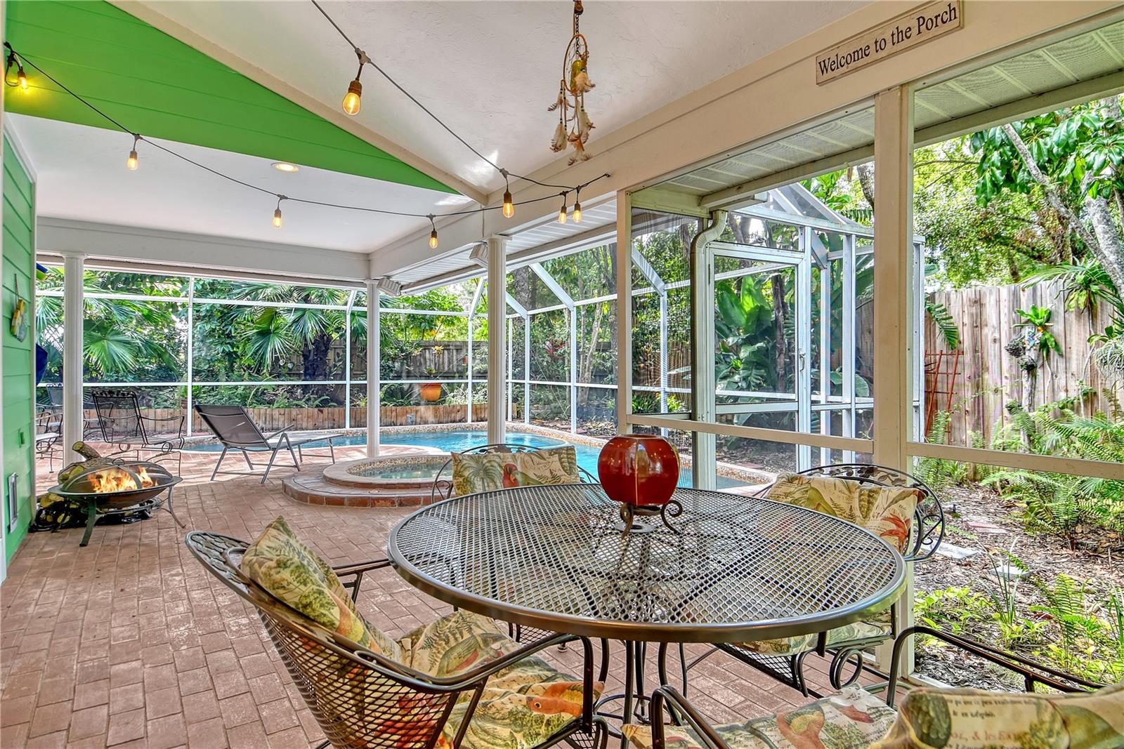 CHIMNEY CREEK - Residential