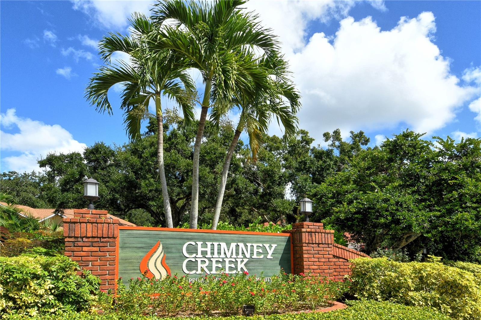 CHIMNEY CREEK - Residential