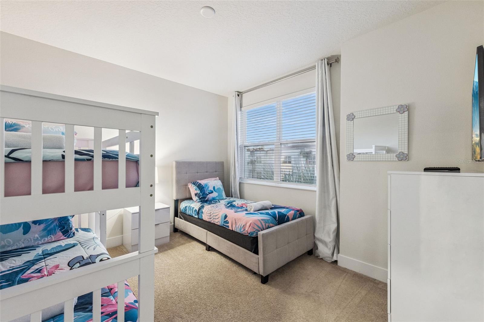 HIDDEN FOREST AT SILVER CREEK - Residential