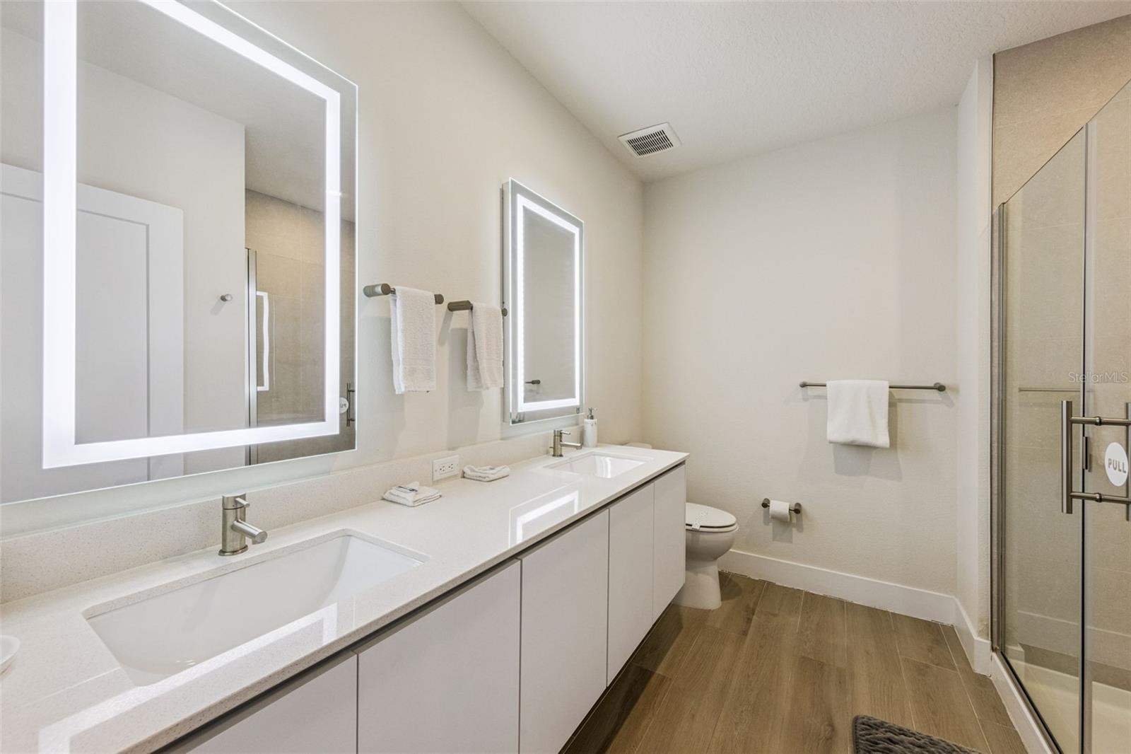 HIDDEN FOREST AT SILVER CREEK - Residential