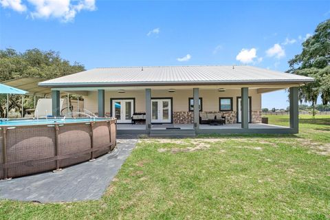 A home in WIMAUMA