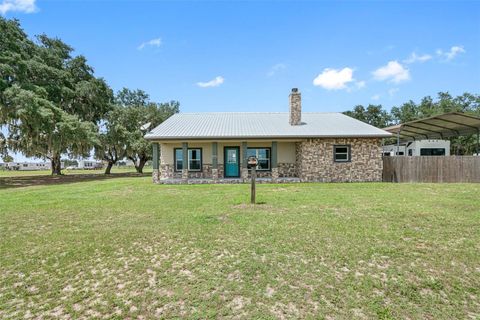 A home in WIMAUMA