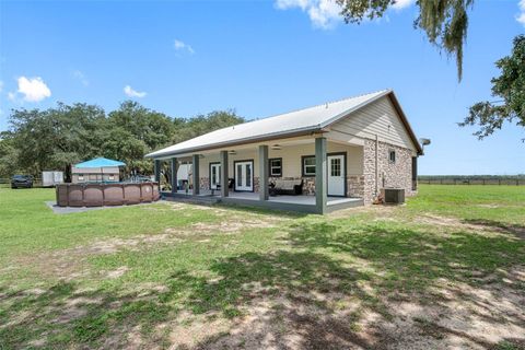 A home in WIMAUMA