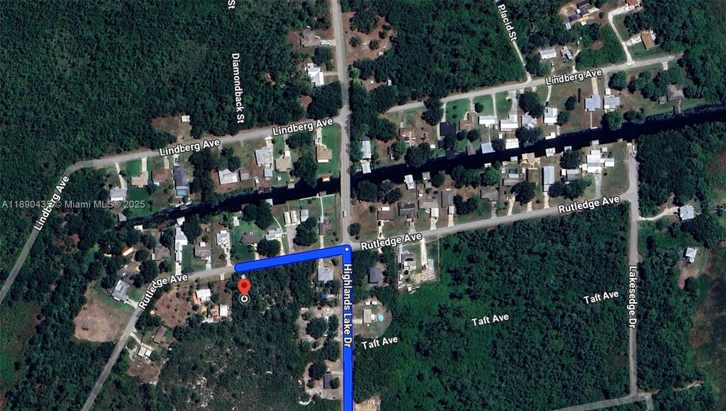 Photo of 1527 Rutledge Avenue, Lake Placid, FL 33852 (MLS # S5137300)