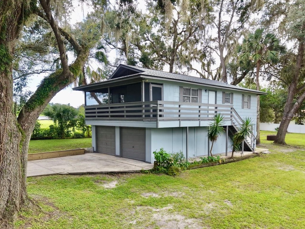 Photo of 10210 Davis Road, Tampa, FL 33637 (MLS # TB8549113)