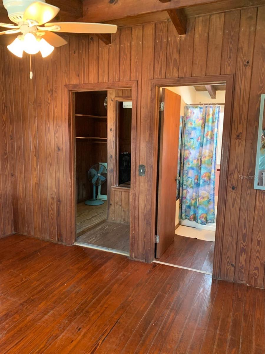 VENICE PARK SUB - Residential Lease