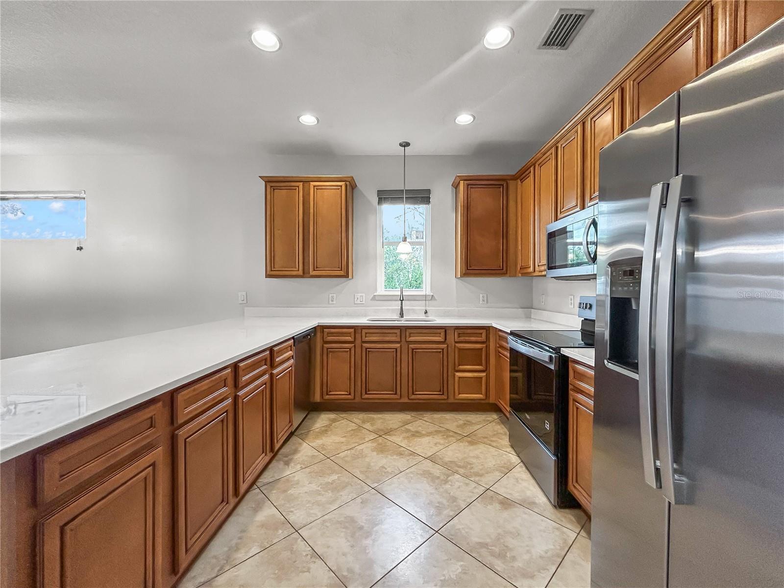 THE RESERVE AT HIDDEN LAKE - Residential