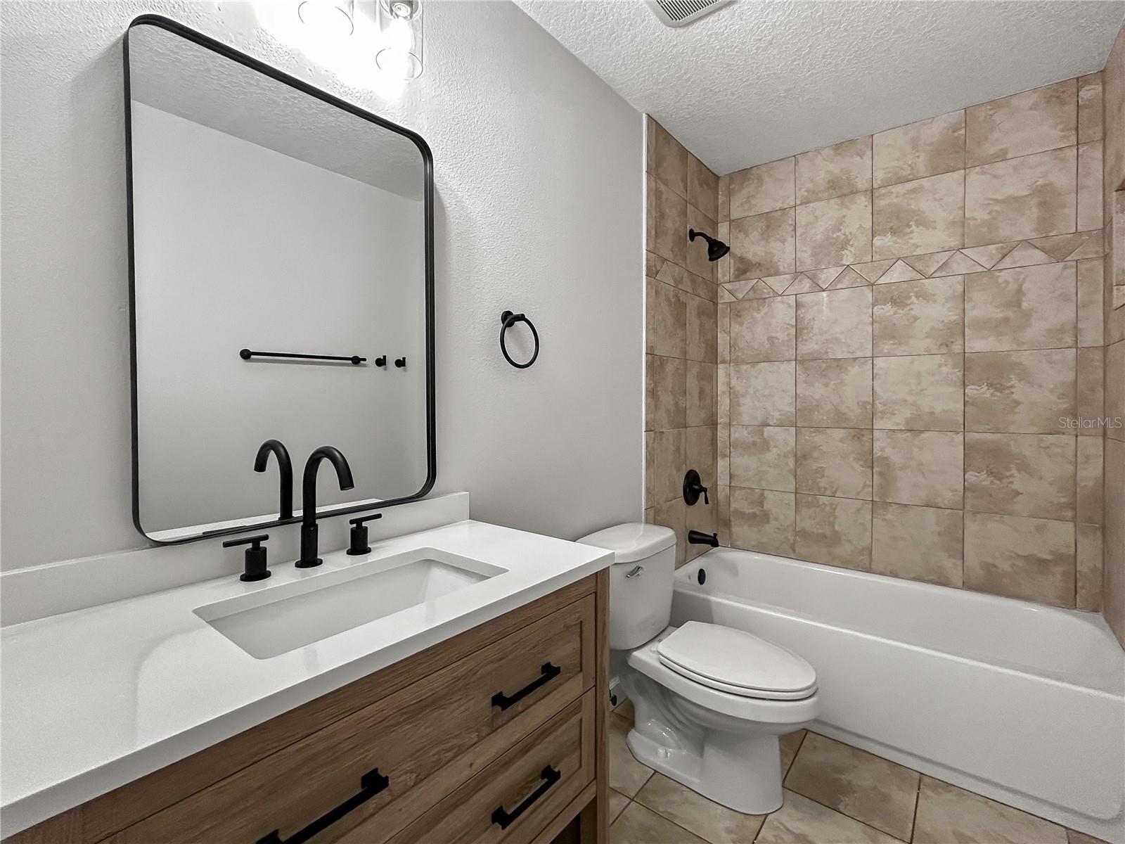 THE RESERVE AT HIDDEN LAKE - Residential