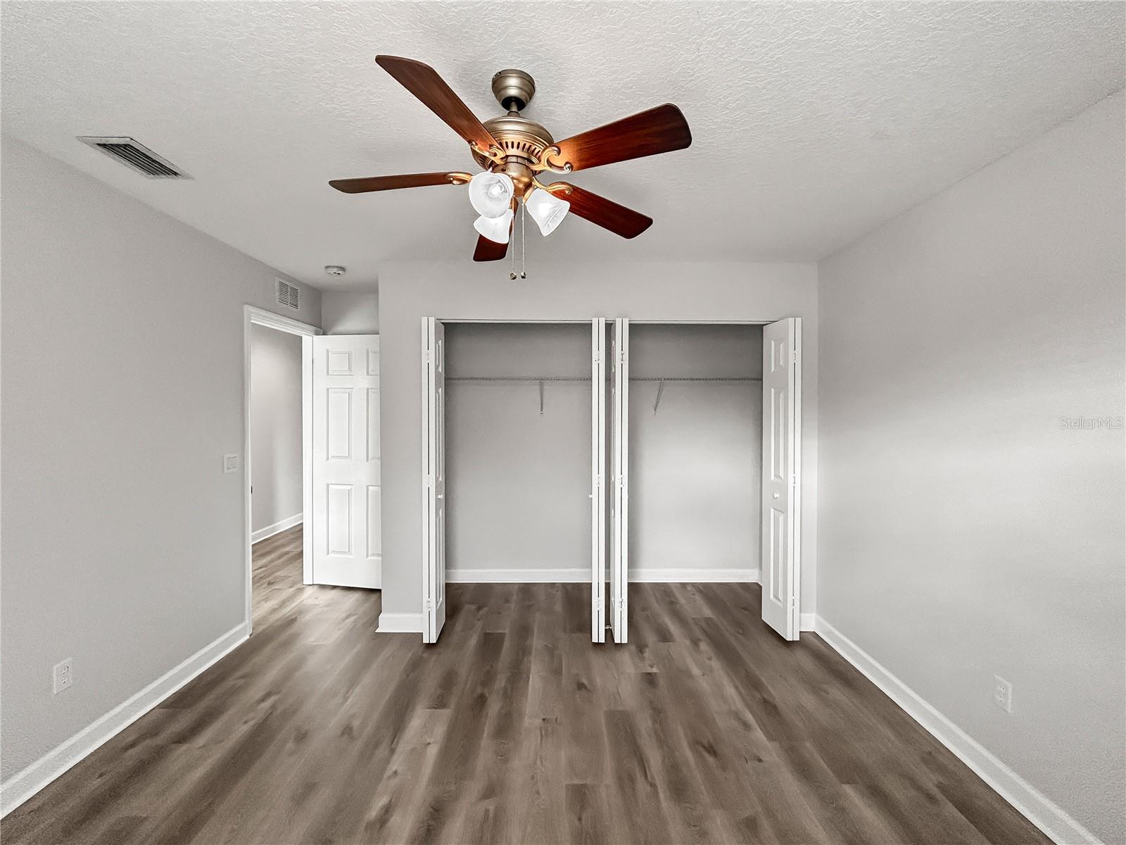 THE RESERVE AT HIDDEN LAKE - Residential