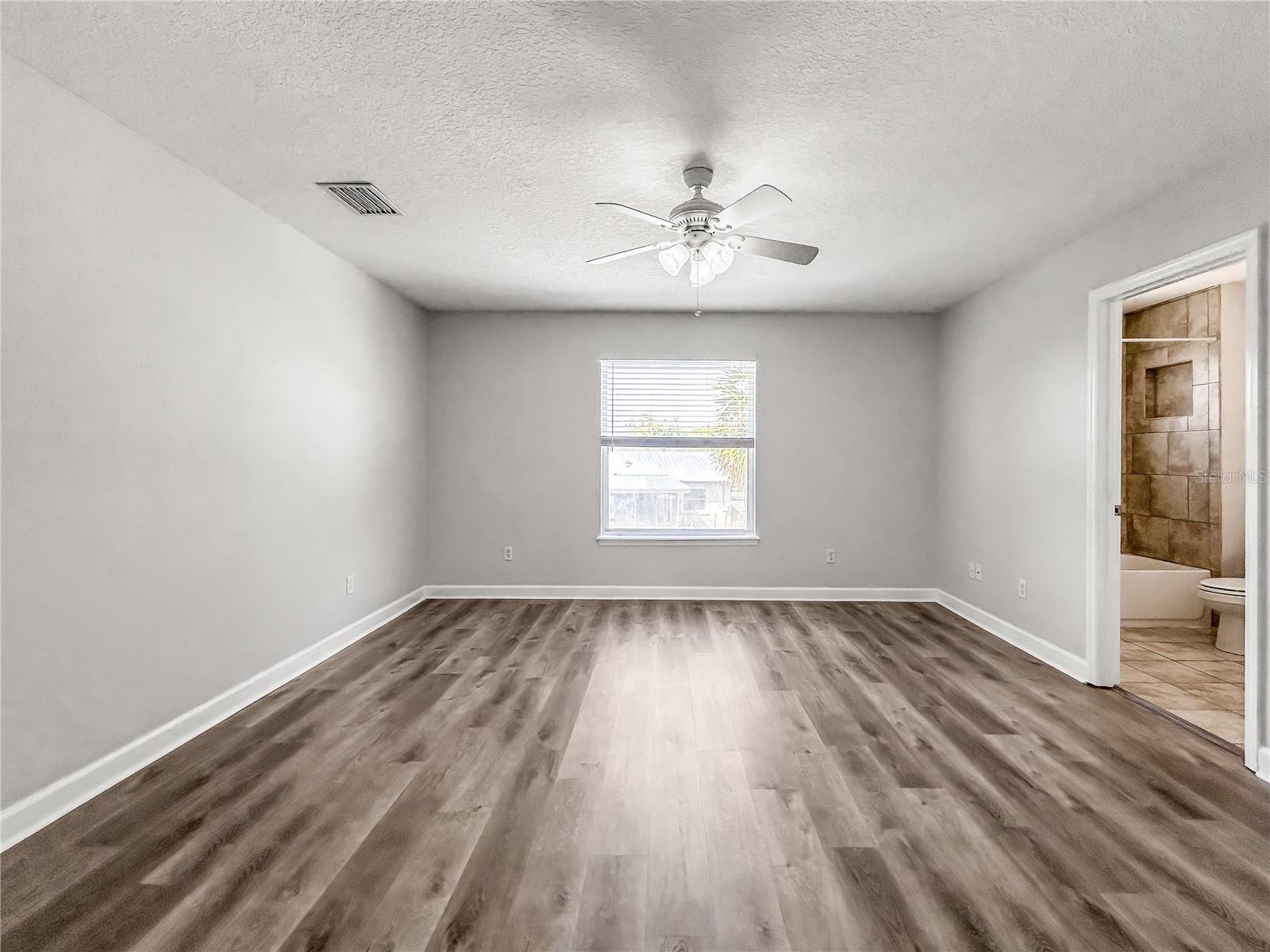 THE RESERVE AT HIDDEN LAKE - Residential