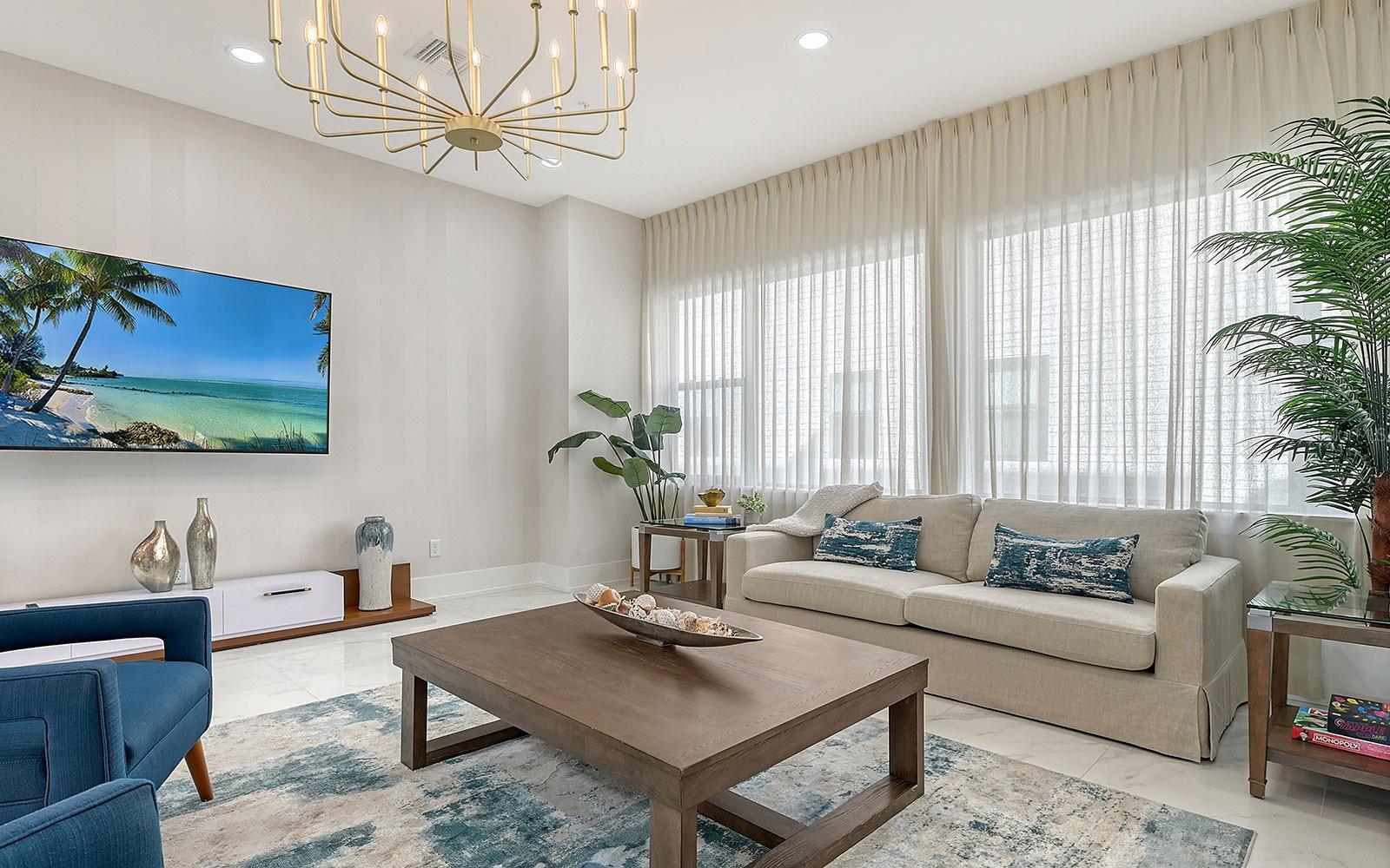 PREMIER ON MAIN - Residential